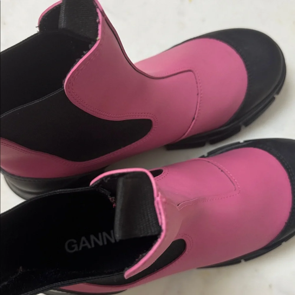 Ganni Women Retro City Pink Black Rubber Chelsea Boots